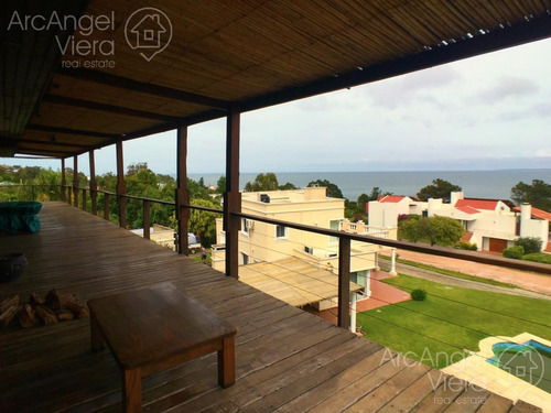 Casa Con Piscina Vista Al Mar En Punta Ballena En Alquiler Venta