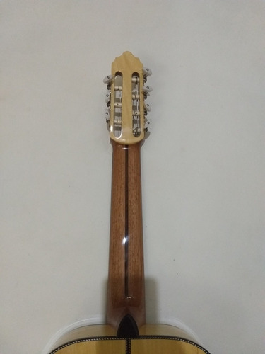 Imagem 2 de 10 de Violão Luthier Araújo 7 Cordas Marfim Alessandro Penezzi