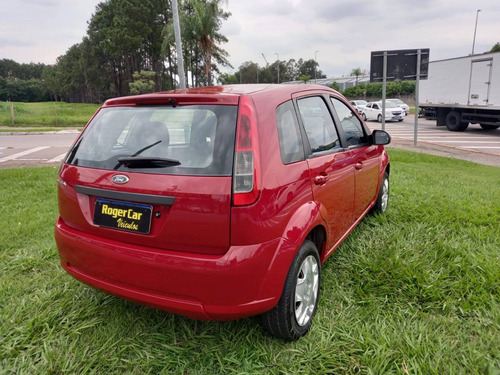 Imagem 12 de 13 de Ford Fiesta 1.0 Rocam Hatch 8v Flex 4p Manual