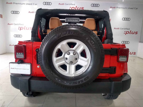 Imagen 4 de 15 de Jeep Wrangler 2018 5p Unlimited Jl Sport V6/3.6 Aut