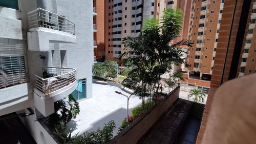 Imagen 25 de 30 de Ha Apartamento En Aalquiler En La Trigaleña, 76m²