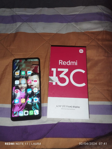 Celular Redmi 13c Color Negro 8+4 De Ram 250 Almacenamiento.