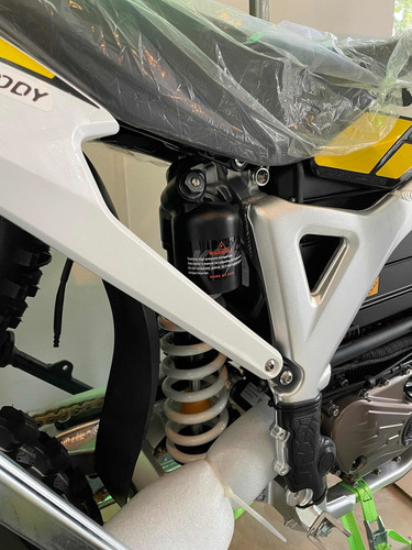 Surron Storm Bee Moto Eléctrica De Cross/enduro