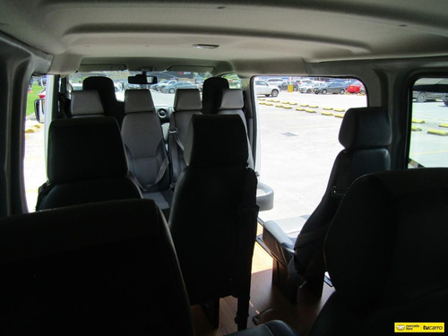 Nissan Urvan 2.5 Nv350 5 P