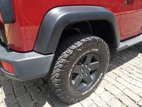Jeep Wrangler Sahara 3.8