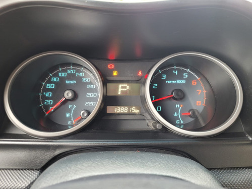Mitsubishi Pajero TR4 2.0 4X2 16V 140CV FLEX 4P AUTOMÁTICO