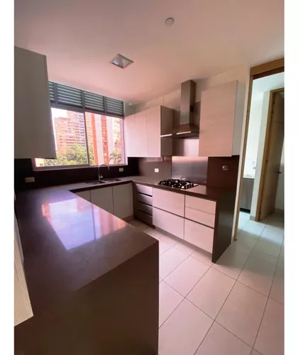 Apartamento Con Vista 360° Los Balsos-poblado