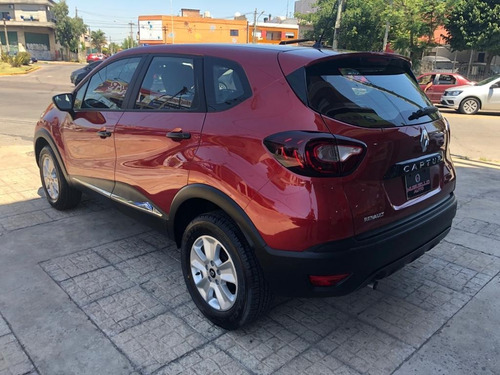 Renault Captur 0km Life 1.6 Manual Full