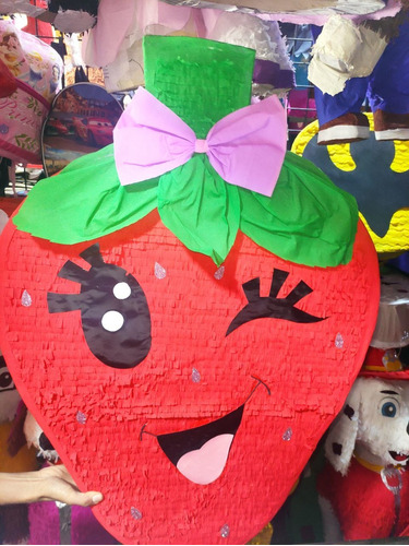 Piñata De Frutas