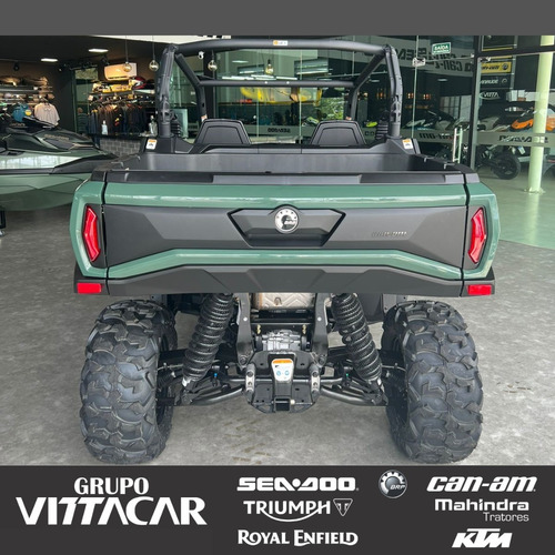 Utv Can-am Commander Dps 1000r 2022