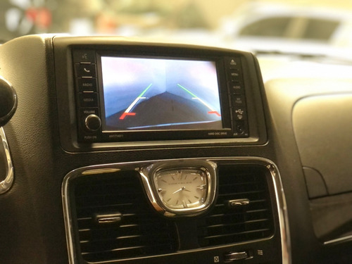 Imagen 9 de 15 de Chrysler Town And Country 2013 Autodrive