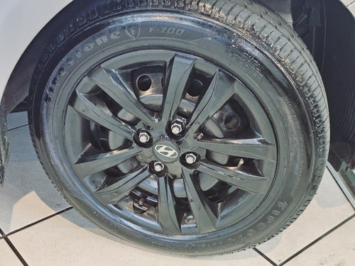 Hyundai HB20 1.0 Unique Flex 5p