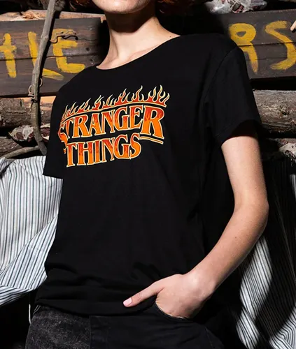 Playera de stranger things mujer sales