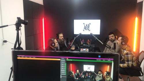 Imagem 1 de 1 de Sessão De Podcast