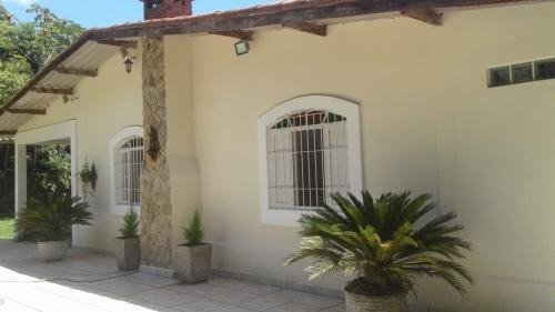 Chácara No Litoral Com 3 Quartos E Piscina Em Itanhaém 5461