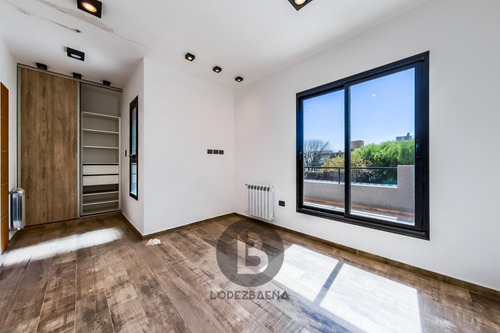 Venta Dúplex De 3 Dormitorios En Siete Soles - Alqarias
