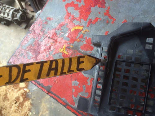 Tolva Wipers Renault Logan 8200599973 32056 (Usado)