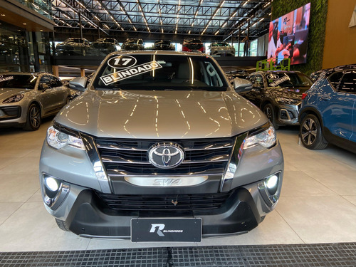 Toyota Hilux SW4 2.7 SR 7 LUGARES 4X2 16V FLEX 4P AUTOMÁTICO