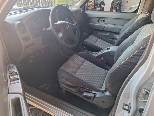 Nissan NP300 2.5 Cabina Doble 133cv 4x2