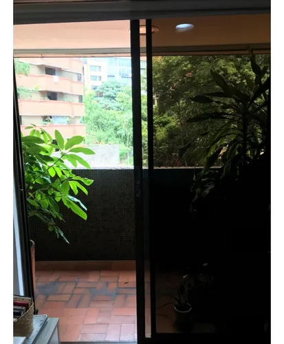 Amplio Apartamento Poblado Castropol Parte Baja