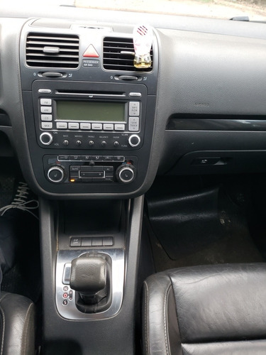Volkswagen Vento 2.5 Luxury Tiptronic 170cv 2010