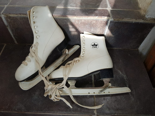 Imagen 3 de 3 de Patines De Hielo, Poco Uso, Número 38 De Dama