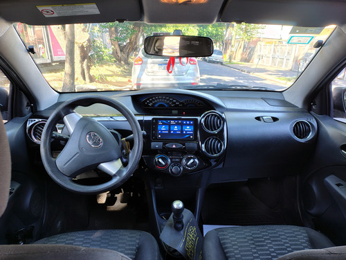 Toyota Etios 1.5 Sedan Xs