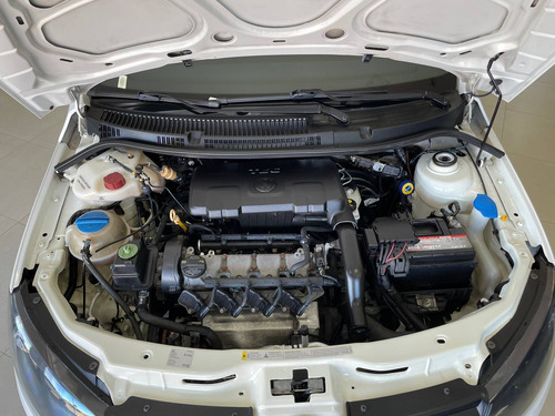 Imagem 8 de 10 de Volkswagen Gol 1.0 Mi City 8v Flex 4p Manual