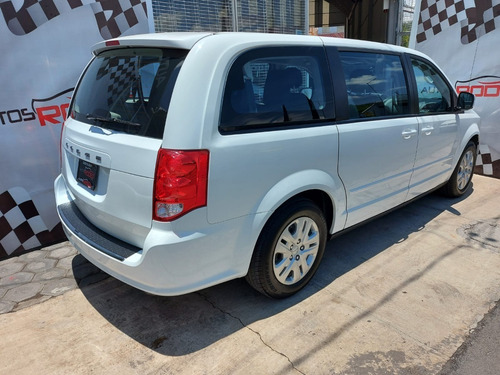 Imagen 14 de 15 de Dodge Gran Caravan 3.6 Se At 2017