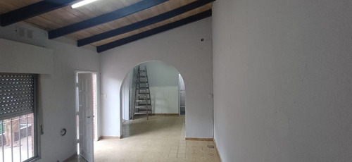Casa Con Jardín Y Parrilla En Alquiler!
