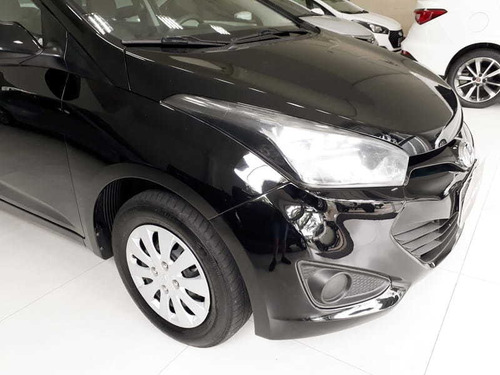 Imagem 13 de 15 de Hyundai Hb20s 1.6 Comfort Plus 16v Flex 4p Manual 2015