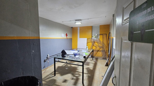 Nave Industrial Amueblada En Venta Cerca De La Autopista Duarte, Santo Domingo Con Varios Espacios En 2niveles