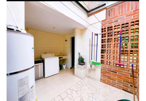 Casa Campestre En Venta Envigado Loma Del Escobero (t)