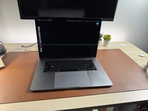 Apple Macbook Pro  2019 Core I9 16 Gb, 512ssd