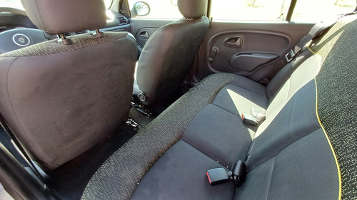 Renault Clio 1.2 Mio Confort Plus Abs Abcp