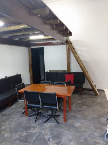 Imagem 16 de 19 de Chácara 300m2, Casa 80m2, 1 Dormitório, 1 Banheiro, 1 Vaga De Garagem, Ótima Localização, Rica Em Água Com Rio No Fundo, Churrasqueira E Fogão A Lenha - Ch00286 - 71019215
