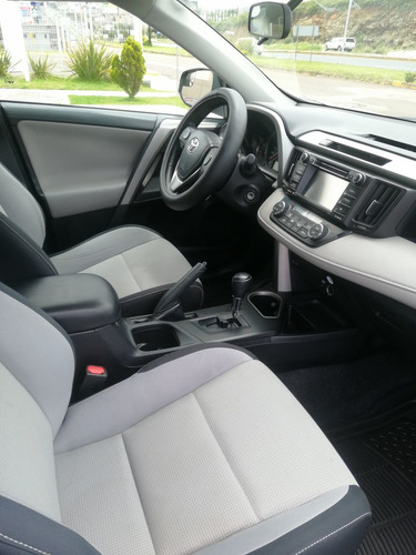 Imagen 10 de 15 de Toyota Rav4 2016 2.5 Xle At