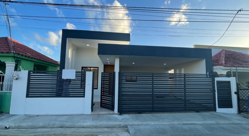 Casa Nueva Con Terminaciones Modernas Jardines Del Norte