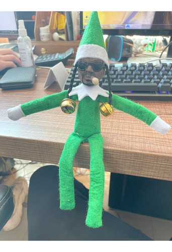 Muñeco Elfo De Navidad Snoop Dogg On A Stoop