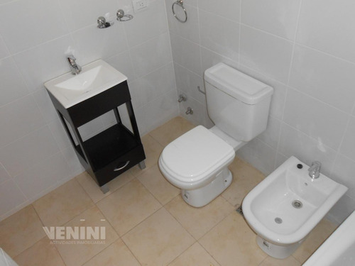 Imagen 15 de 20 de Departamento De 2 Amb. Con Balcon A Estrenar