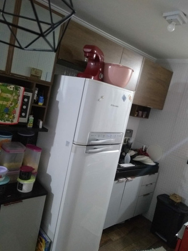 Imagem 7 de 21 de Apto 2 Qtos Sala Cozinha A.s. Gar Próx A Praia 550mts, Tbm A Comércios, Escolas, Conduções Etc Local Bem Residencial $ 160.000,00