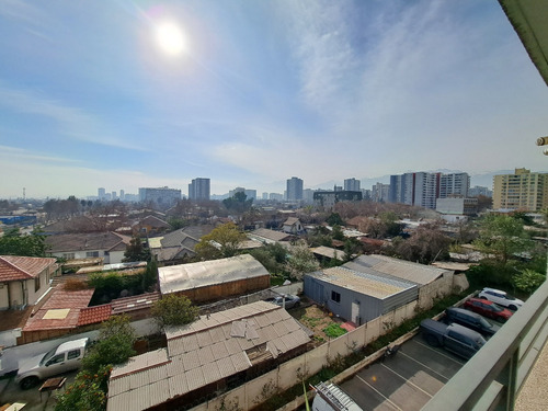 Venta De Amplio Departamento Ubicado En Octava Avenida 1563
