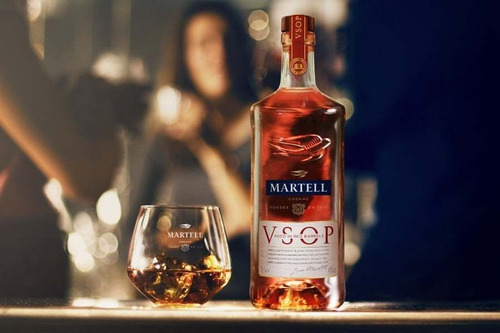 Conhaque Martell V.s.o.p Medaillon Cognac 700ml
