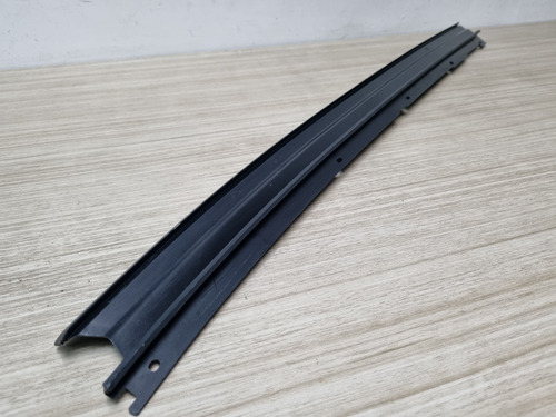 Moldura Derecha Parabrisa Grand Cherokee 2005 2010 Original