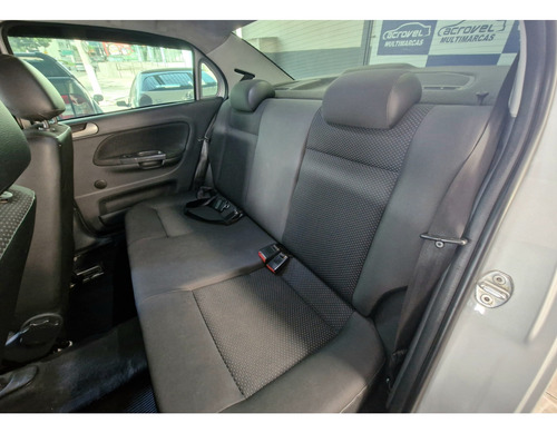 Volkswagen Voyage 1.6 MI TRENDLINE 8V FLEX 4P MANUAL