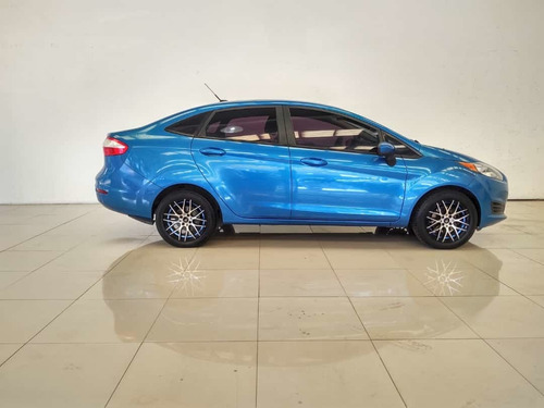 Imagen 3 de 13 de Ford Fiesta 1.6 S Sedan Mt 2016