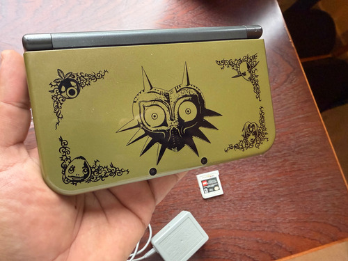 Nintendo New 3ds Xl Majosas Mask Ips Negro (Usado)