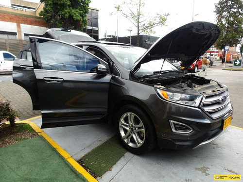 Imagen 12 de 25 de Ford Edge Titanium