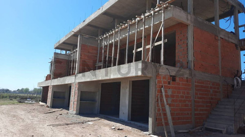 Venta De Pozo Dpto 2 Amb Con 1 Cochera Fideicomiso