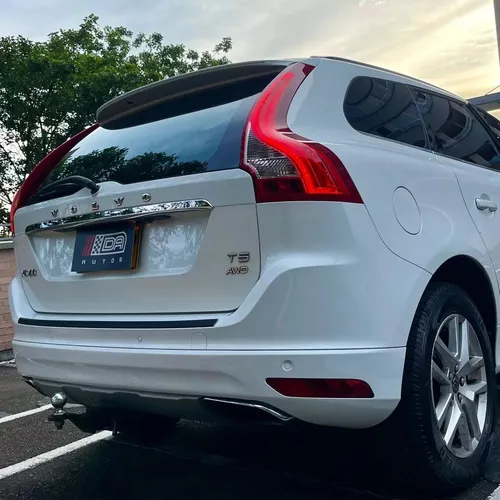 Volvo XC60 2.0 T5 Awd Summum